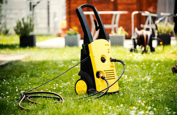 Best Driveway Pressure Washing  in Howey In The Hills, FL
